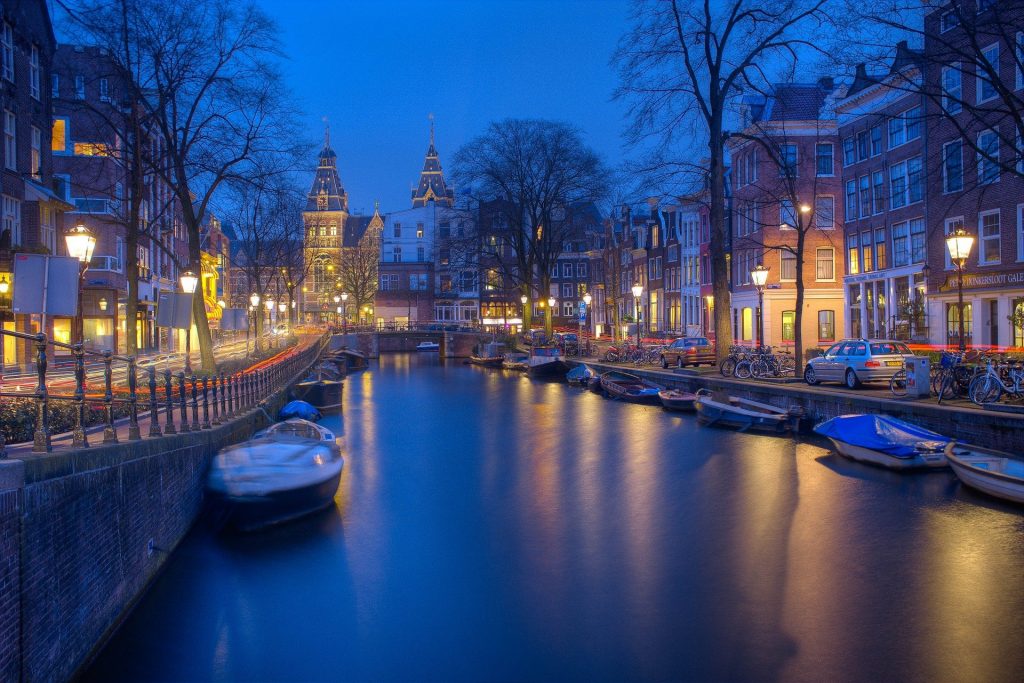 السياحة في أمستردام العاصمة الهولندية 2020 