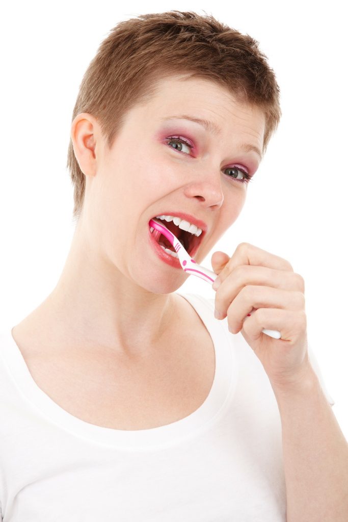 تبييض الأسنان و 4 نصائح قبلية